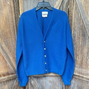 Sakowitz Houston Vintage Cardigan Sweater 100% Australian Wool The 19th Hole